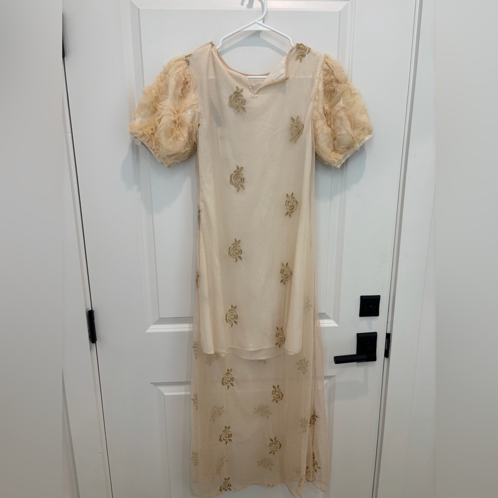 Let Me Be Floral Embroidered Midi Dress - Picture 3 of 3